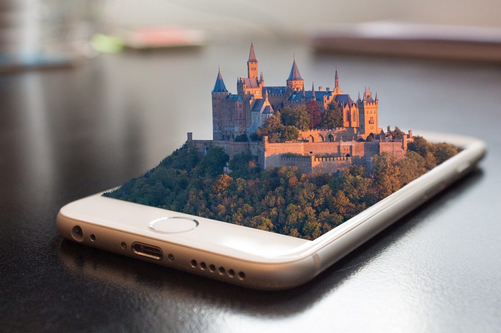 Smartphone met fotoback-up naar de cloud via Google Photos en Amazon Photos
