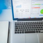 Taakbeheer in Windows met een lijst van achtergrondprocessen zichtbaar op het scherm